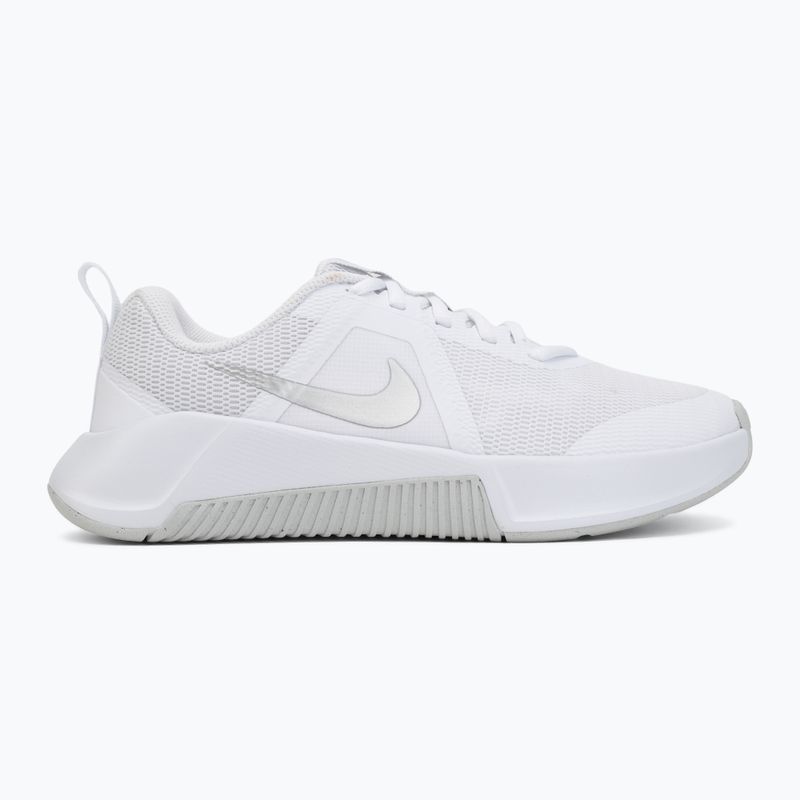 Női edzőcipő Nike MC Trainer 3 white/photon dust/metallic platinum 2