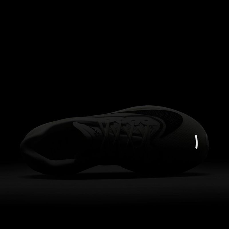 Férfi futócipő Nike Zoom Fly 6 white/smoke grey/metallic silver/black 5