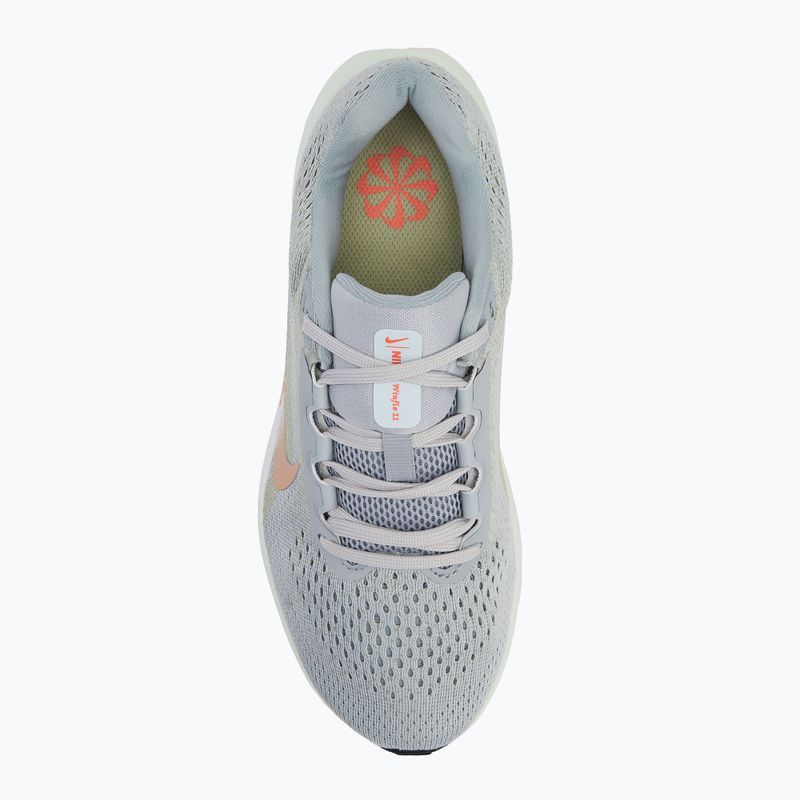 Női futócipő Nike Winflo 11 wolf grey/olive aura/lightpumice/metallicredbronze 5