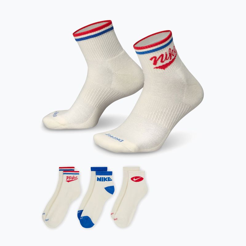 Férfi zokni Nike Everyday Plus Ankle 3 pár multicolor/901 3