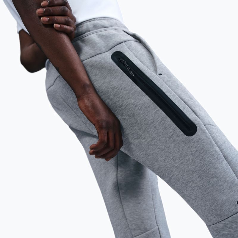 Férfi melegítőnadrág Nike Tech Joggers dark grey heather/black 4