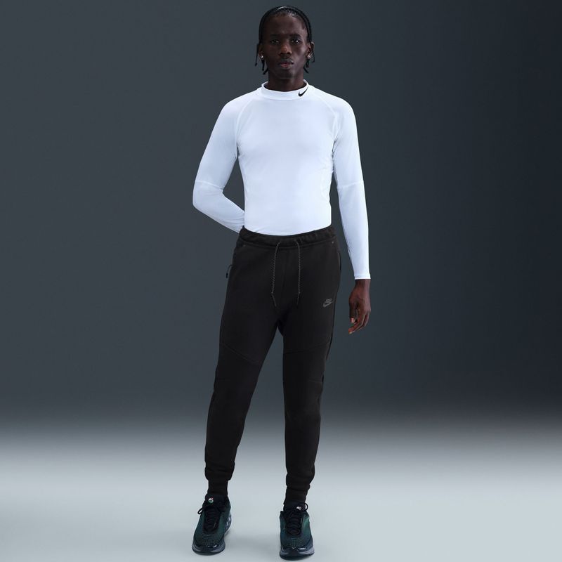 Férfi nadrág Nike Tech Joggers black/black 5