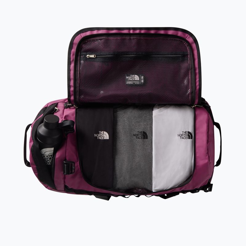 The North Face Base Camp Duffel M 71 l cyber berry/tnf black utazótáska 4