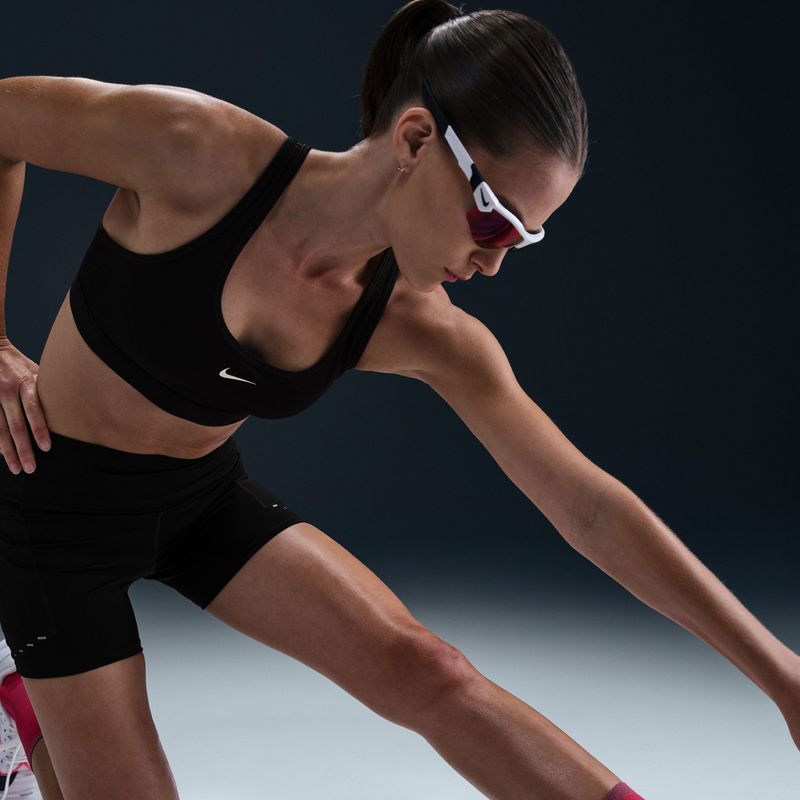 Nike Swift női futóshortok High-Waisted 4" black 8