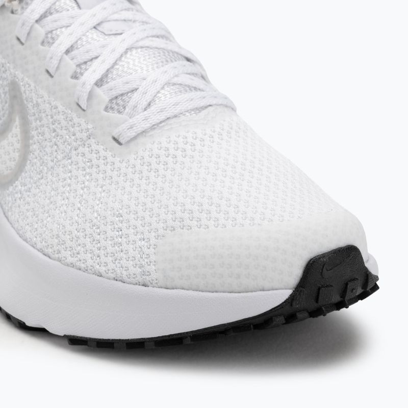 Nike Run Defy női futócipő fehér / tiszta platina / fekete 7