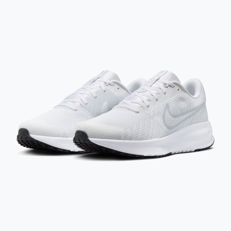 Férfi futócipő Nike Run Defy white/black/pure platinum 3