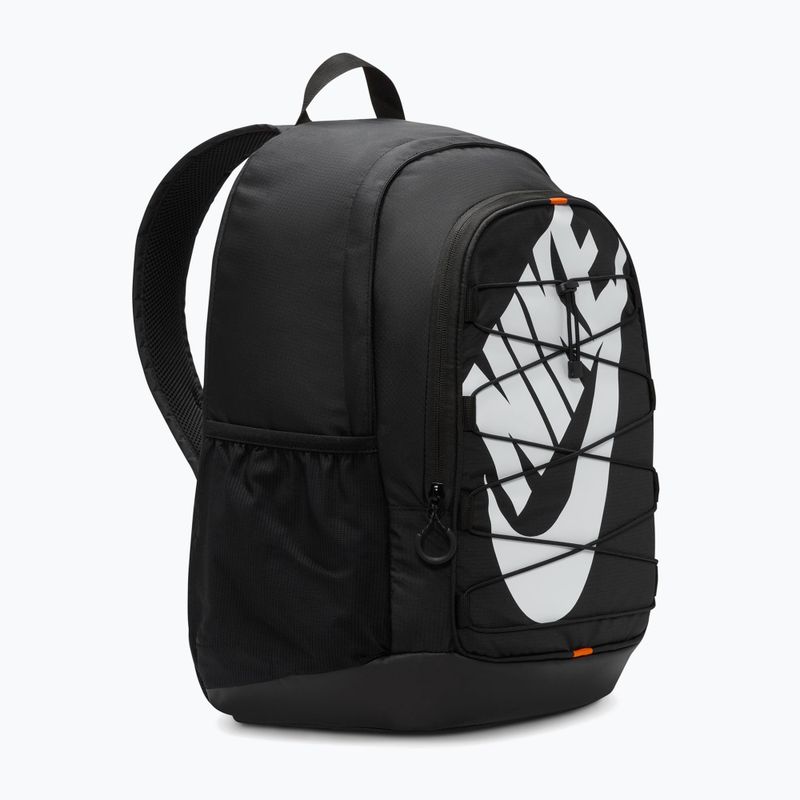 Városi hátizsák Nike Hayward 26 l black/black/white 2