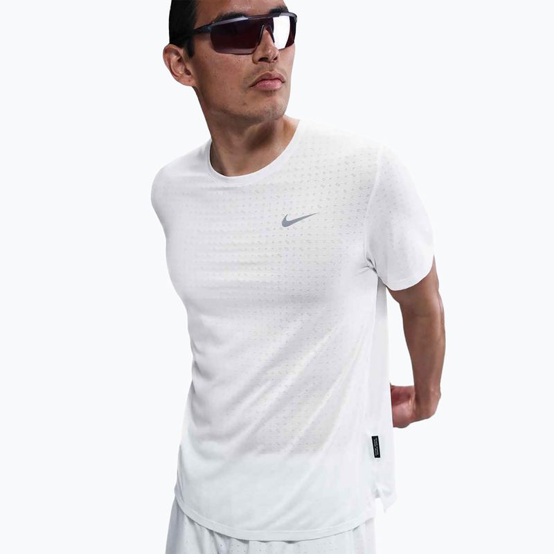 Férfi Nike Miler Breathe csúcstartó fehér futópóló