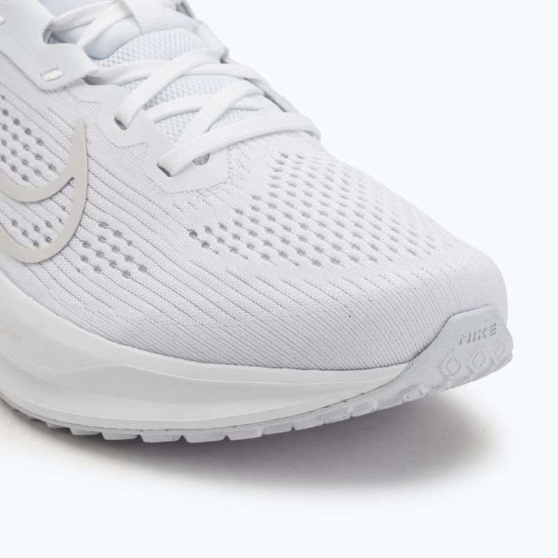 Nike Quest 6 férfi futócipő fehér / platina árnyalat / fehér 7