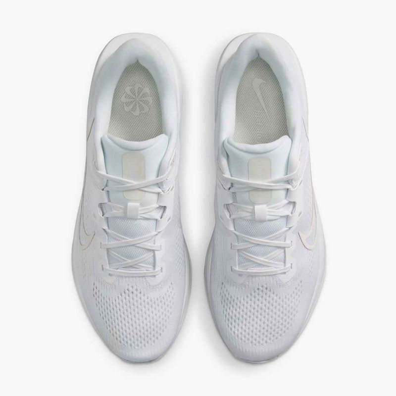 Nike Quest 6 férfi futócipő fehér / platina árnyalat / fehér 7