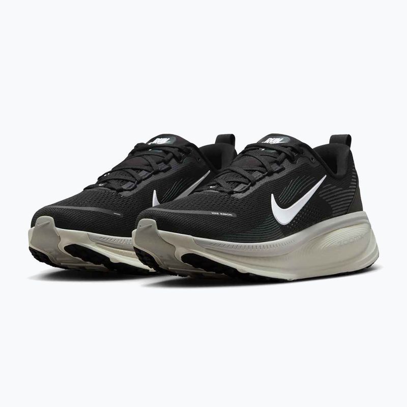 Férfi futócipő Nike Vomero 18 black/coconut milk/summit white 3