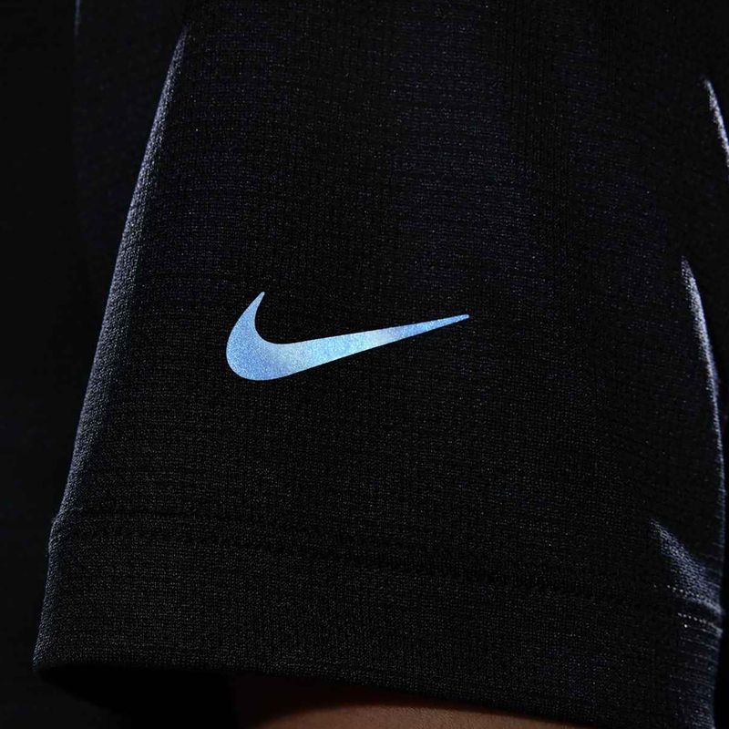Nike Multi Tech Dri-Fit gyermek póló fekete/fekete 7
