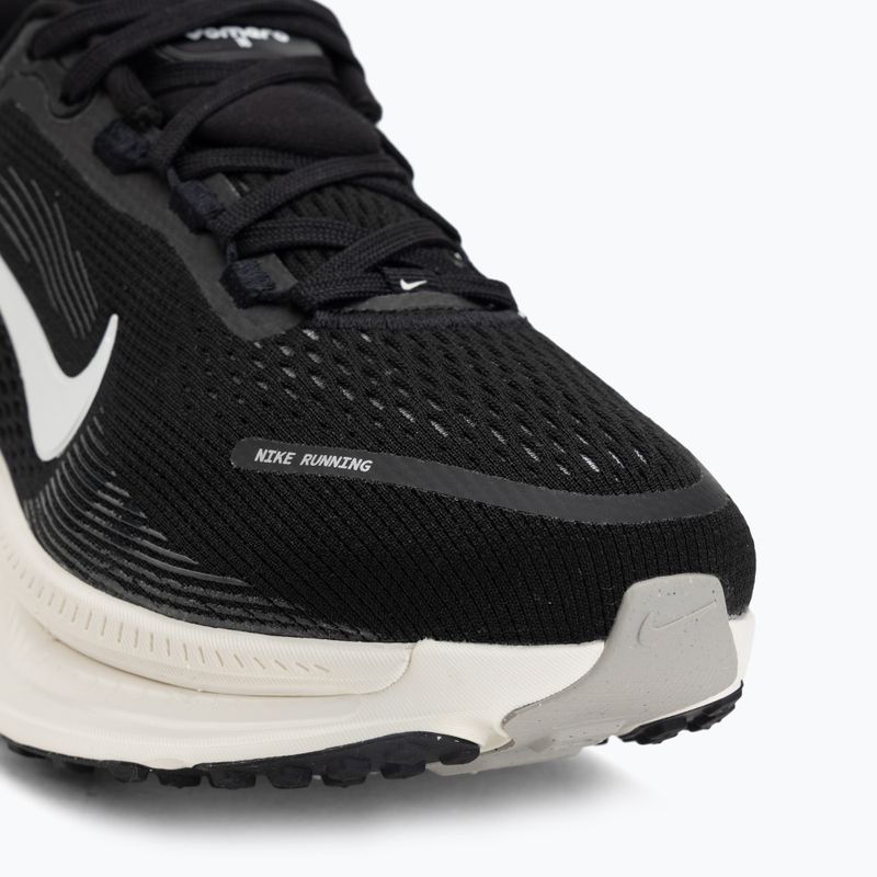 Női futócipő  Nike Vomero 18 black/coconut milk/summit white 7