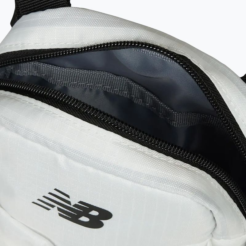 New Balance Essential Sling Bag fehér 5