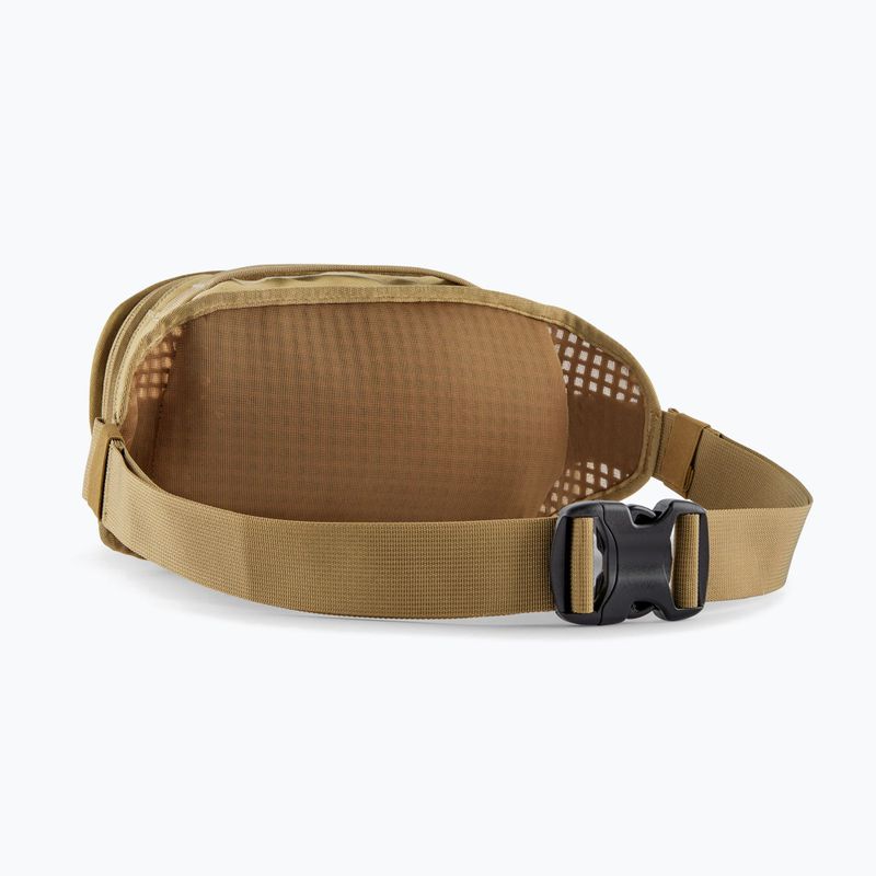 Patagonia Fieldsmith Hip Pack 5 l classic tan vesetáska 2
