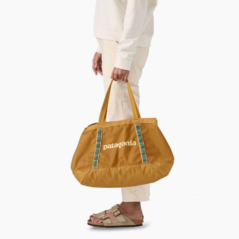 Patagonia Black Hole Tote 25 l gömbhal arany táska 3