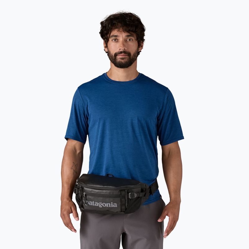 Patagonia Black Hole deréktáska 5 l fekete / fekete vesetáska 7