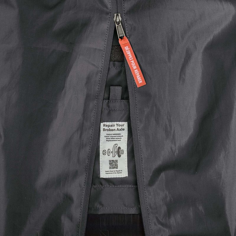 Patagonia Black Hole gurulós utazótáska 70 l smolder blue/amanita red 4