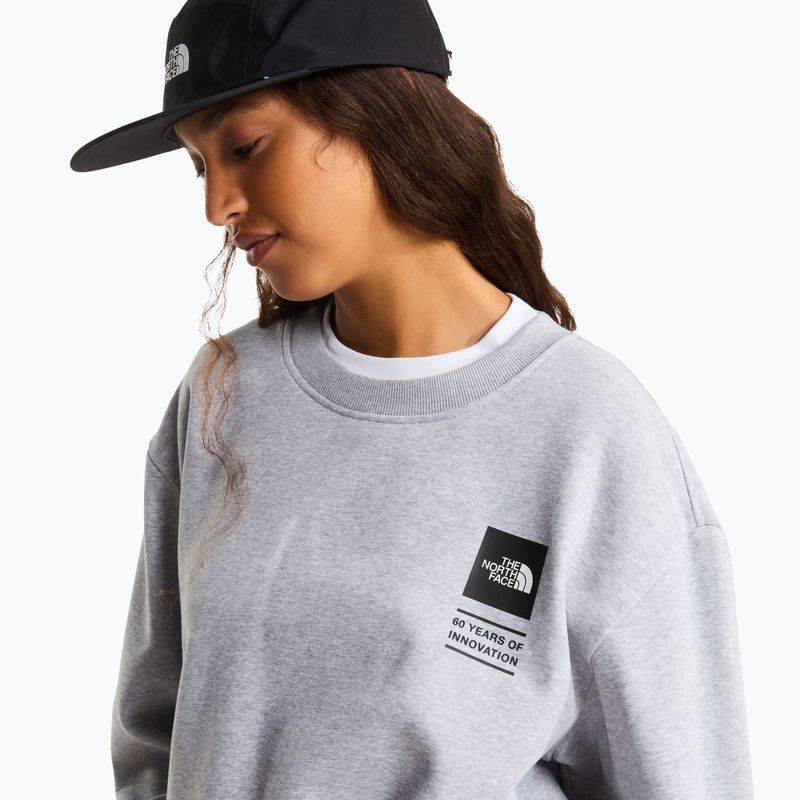Pulóver The North Face Celebration Relaxed Crew Graphic tnf light grey heather 10