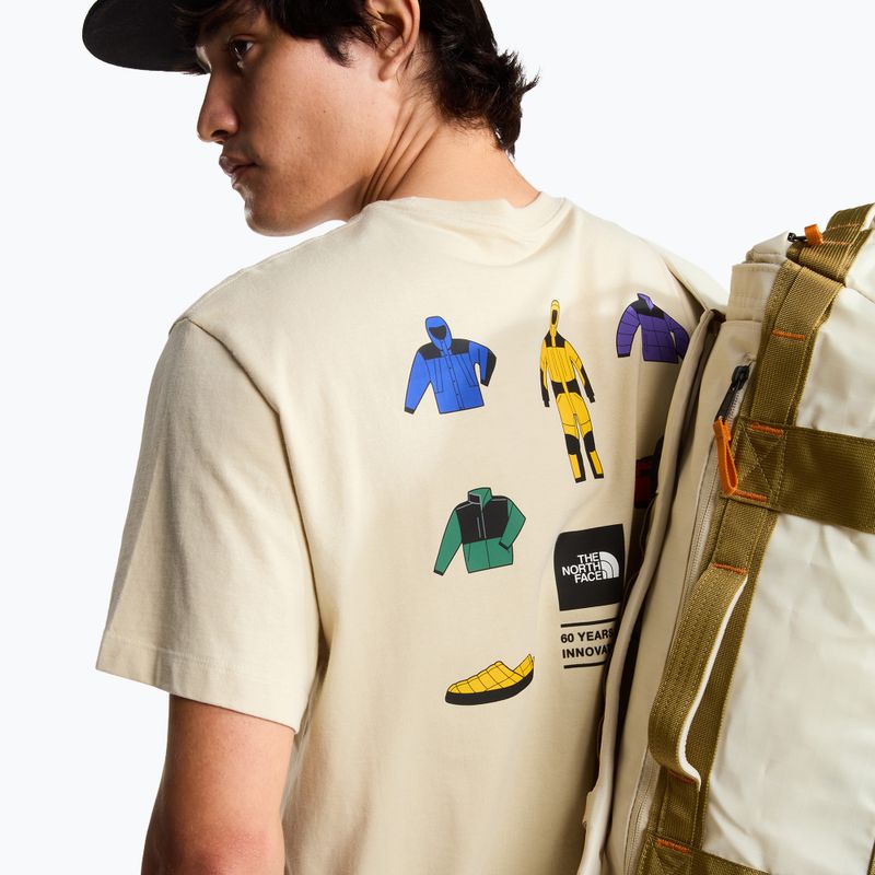 The North Face Mountain Celebration Regular férfi trekking póló desert stone 7