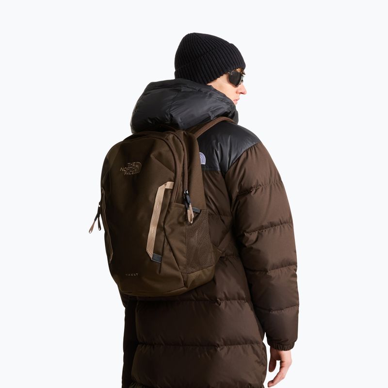 Városi hátizsák The North Face Vault 27 l dark chestnut/garnet 5