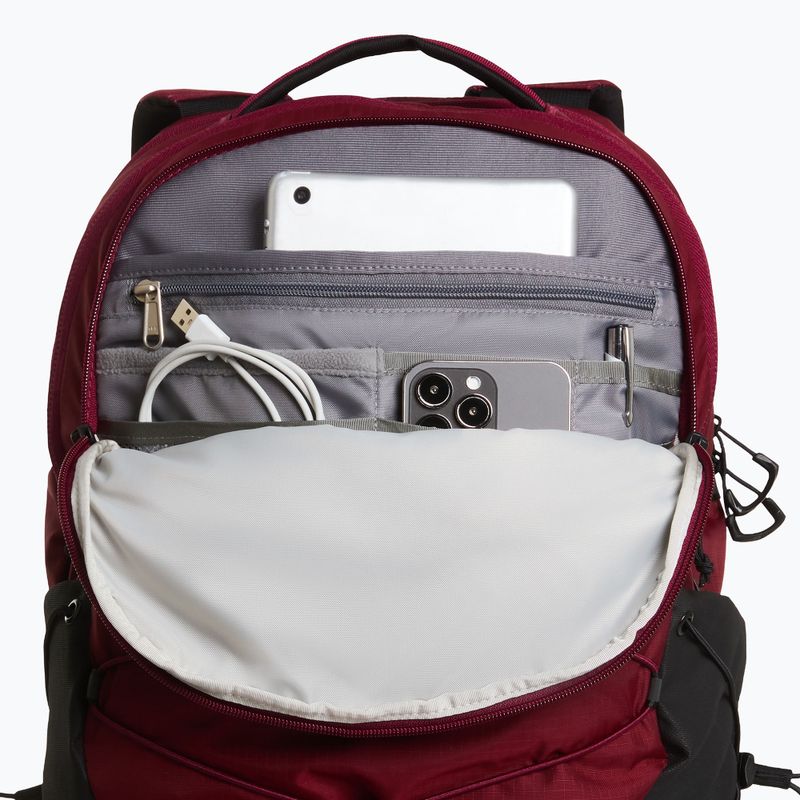 Városi hátizsák The North Face Borealis burgundy crush 4