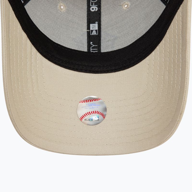 New Era Team Outline 9Forty New York Yankees világos bézs színű baseball sapka 3