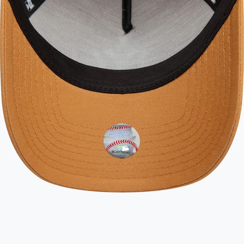 New Era League Essential Trucker New York Yankees baseball sapka sötétbézs színű 5