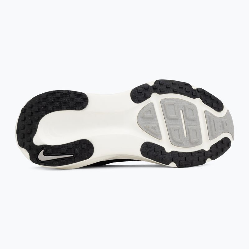 Futócipők Nike Vomero 18 black/coconut milk/iron ore/summit white 4