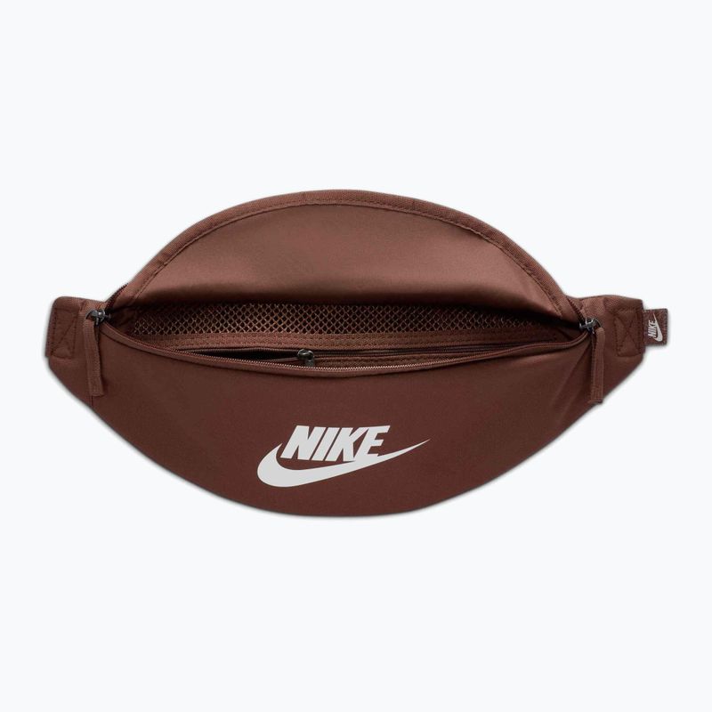 Nike Heritage 3 literes vesetáska fauna barna/fauna barna/summit fehér 4