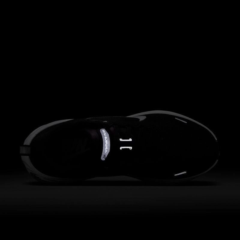 Női futócipő Nike Vomero Plus black/cool grey/metallic dark grey/white 15