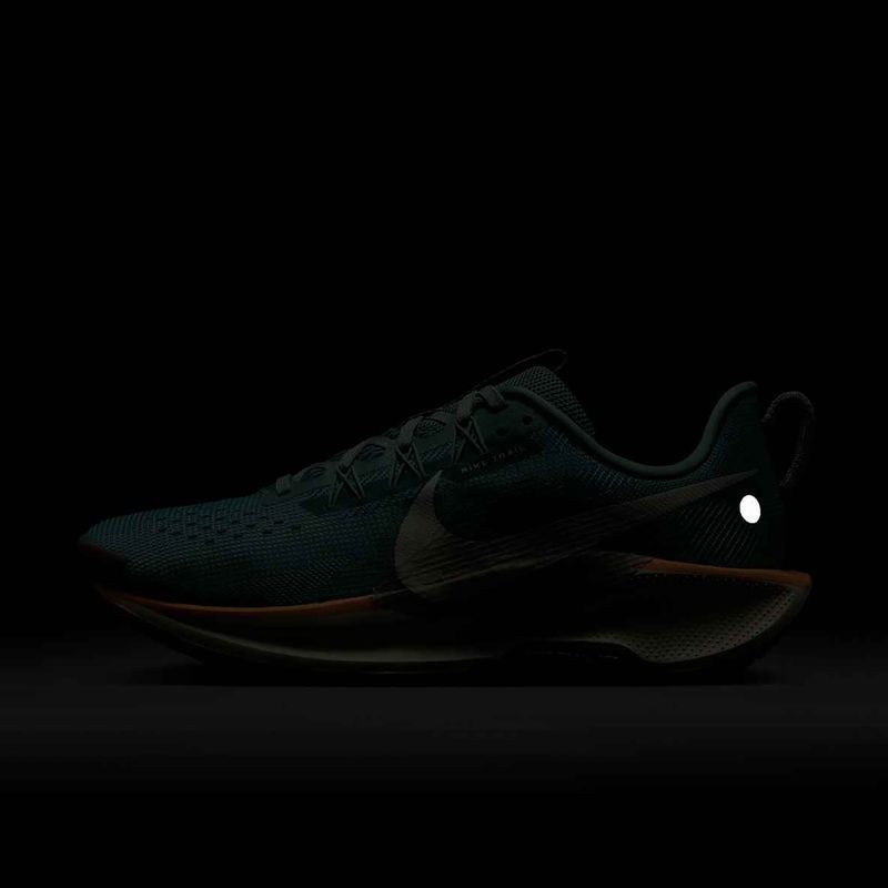 Nike Pegasus Trail 5 női futócipő cannon / soft pearl / nerc barna 9