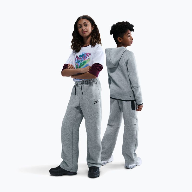 Gyerek nadrág Nike Sportswear Tech Fleece dark grey heather/black/black 2