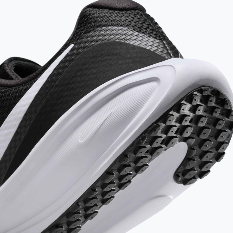 Női futócipő Nike Revolution 8 Extra Wide black/black/white 9