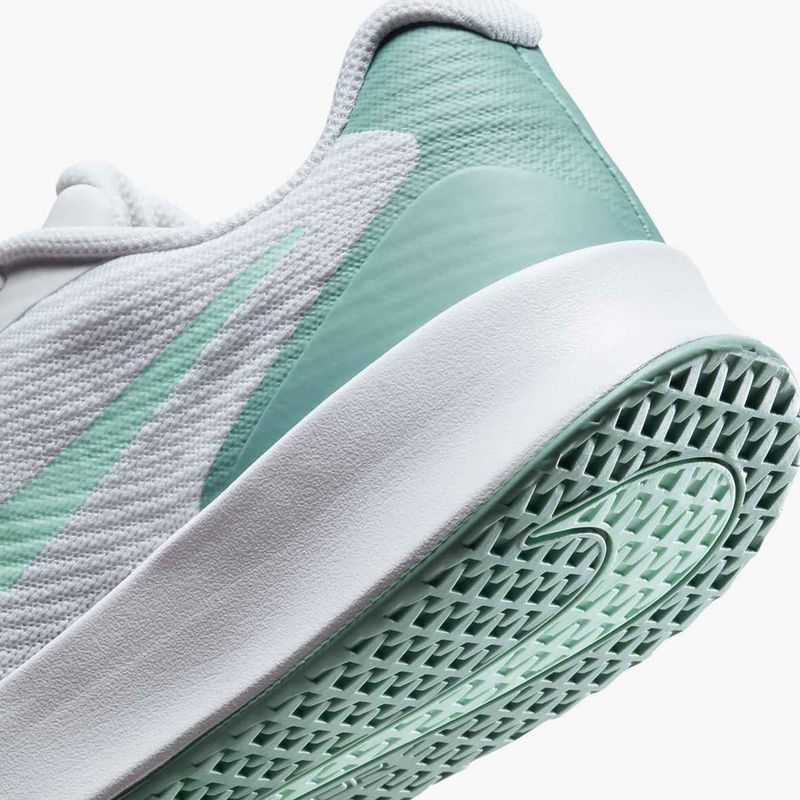 Női teniszcipő Nike Vapor Lite 3 fehér / menta hab / cannon 8
