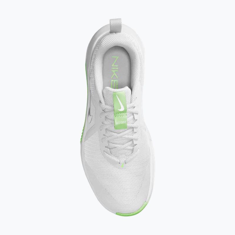 Női edzőcipő Nike MC Trainer 3 fehér/metál ezüst/barely volt 6