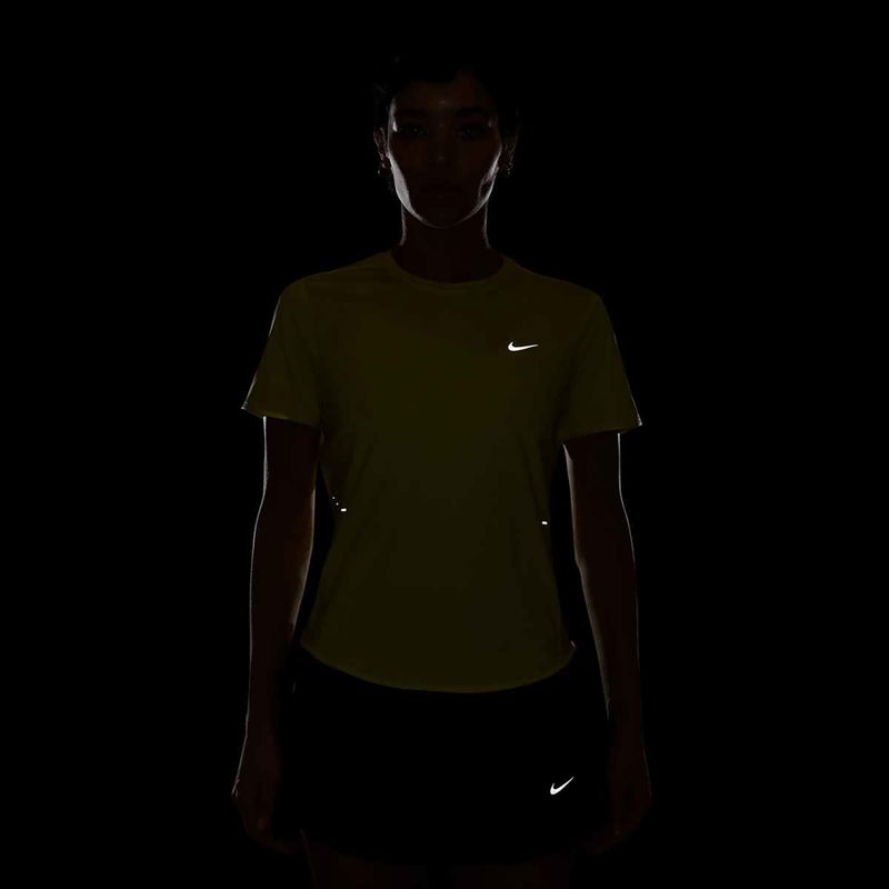 Nike Swift Dri-Fit light zitron női futópóló 4