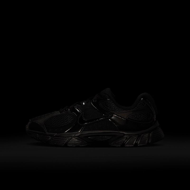 Gyerekcipők Nike V5 RNR black/anthracite/black 15