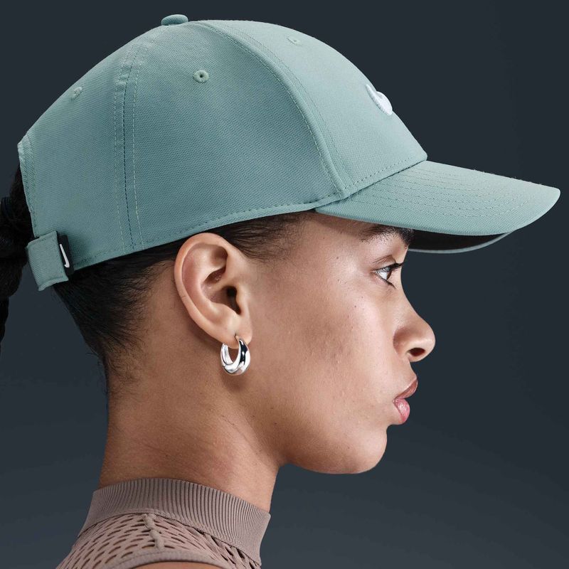 Nike Dri-FIT Club ágyú/fehér baseball sapka 10