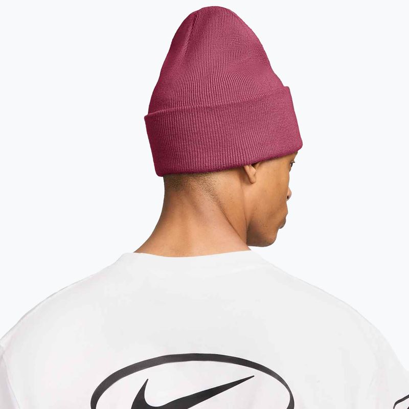 Téli sapka Nike Peak Futura Beanie sweet beet/white 3