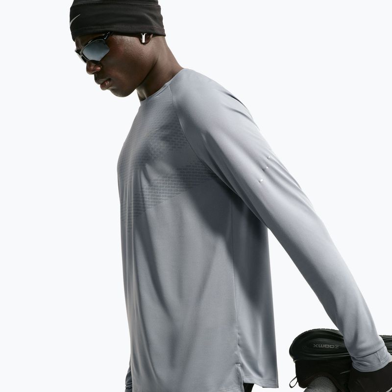 Férfi futó hosszú ujjú póló Nike Stride Dri-Fit ADV Smoke Grey 6