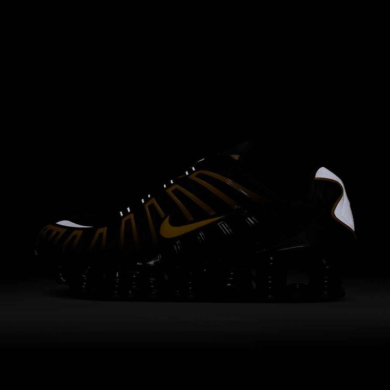 Nike Shox TL férfi cipő black/university gold 8