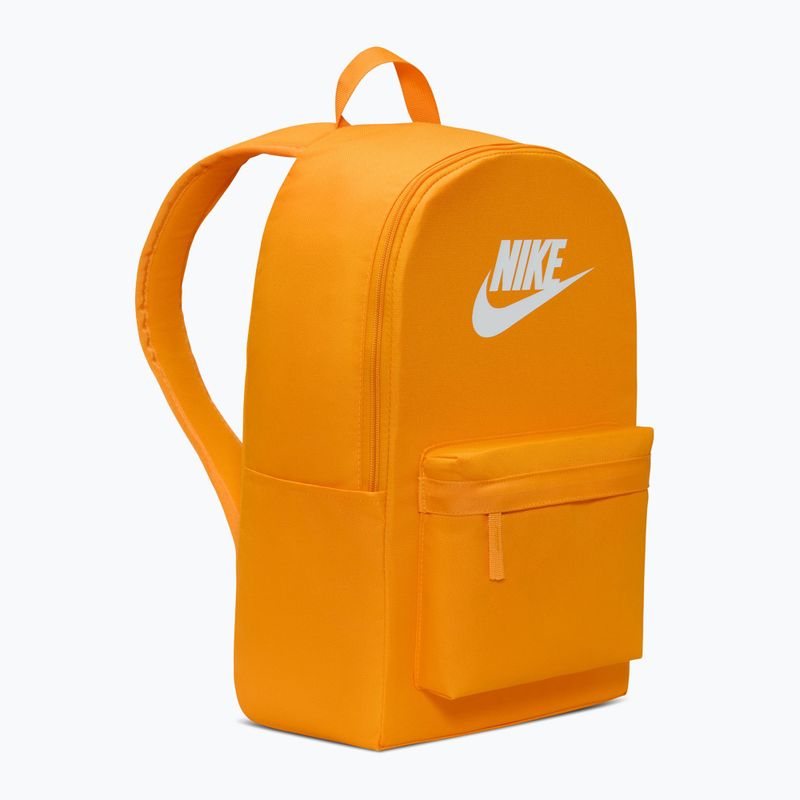 Városi hátizsák Nike Heritage 25 l university gold/university gold/white 2