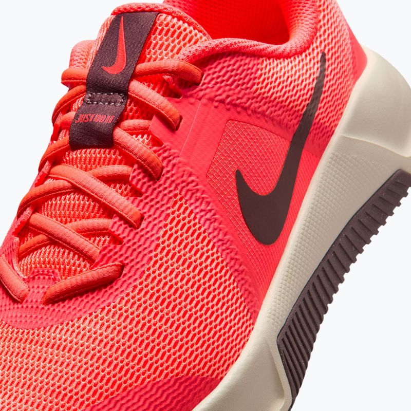 Női edzőcipők Nike MC Trainer 3 hot lava/soft pearl/tattoo 8