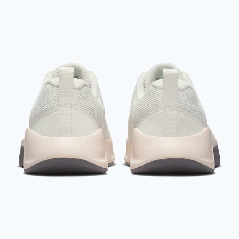 Női edzőcipő Nike MC Trainer 3 sail/chalk/pencil point/white 4