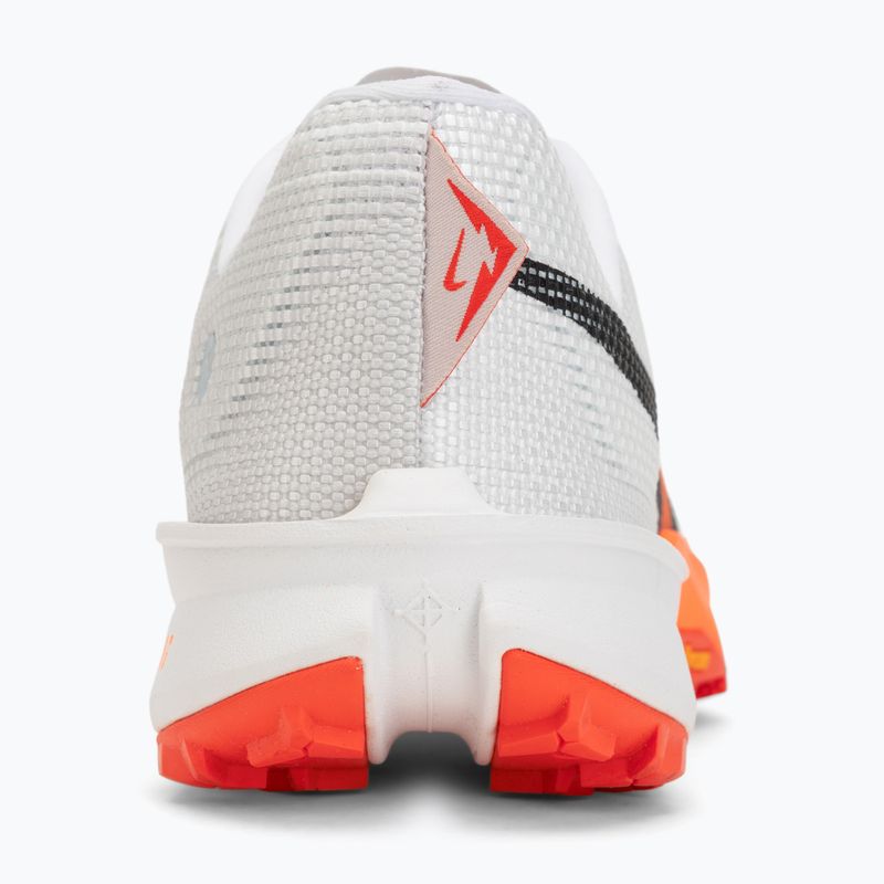 Férfi futócipő Nike Kiger 10 white/photon dust/total orange/black 6