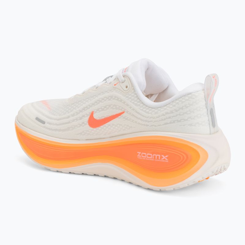 Női futócipő Nike Vomero Plus sail/white/orange pulse/hot lava 3