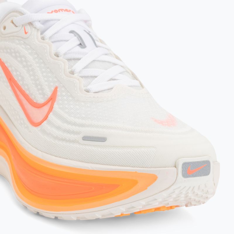 Női futócipő Nike Vomero Plus sail/white/orange pulse/hot lava 7