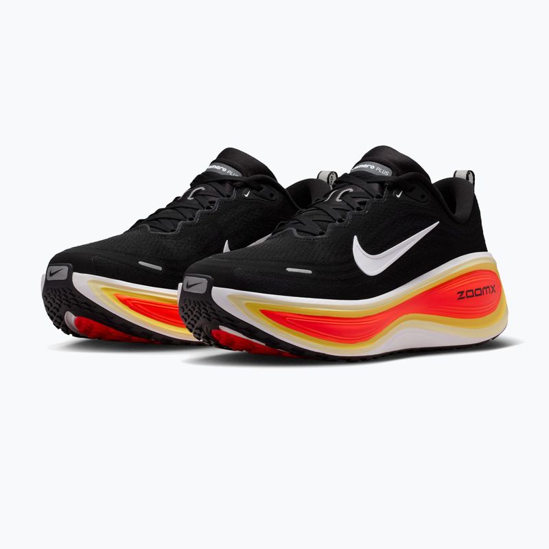 Férfi futócipő Nike Vomero Plus black/bright crimson/sail/white 3
