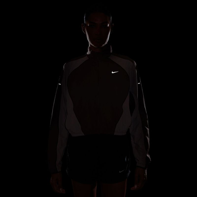 Női futódzseki Nike Swift UV Repel tattoo/light violet ore 4